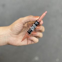 رژلب و خط لب دو طرفه مات 24 ساعته Ushas